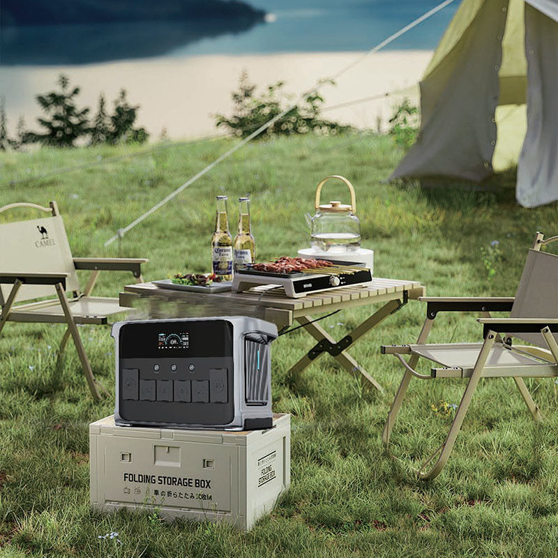 Indoor Outdoor 110V 220V LiFePO4 Lithium Cell Kapasitas Tinggi Portable Solar Power Station 2400W 4800W